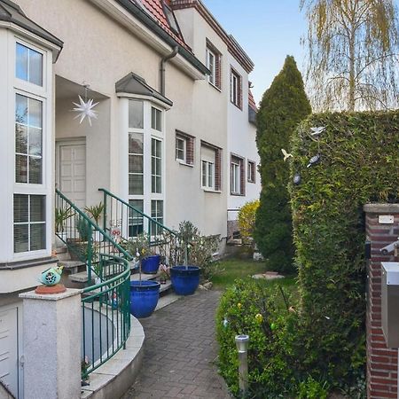 2 Bedroom Lovely Home In Berlin Ngoại thất bức ảnh
